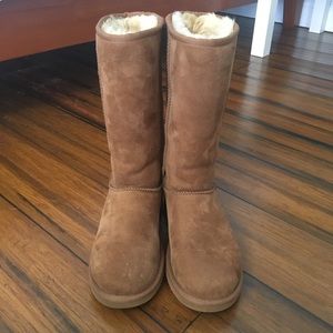 Real leather and Sheepskin Tan Boots Size 7